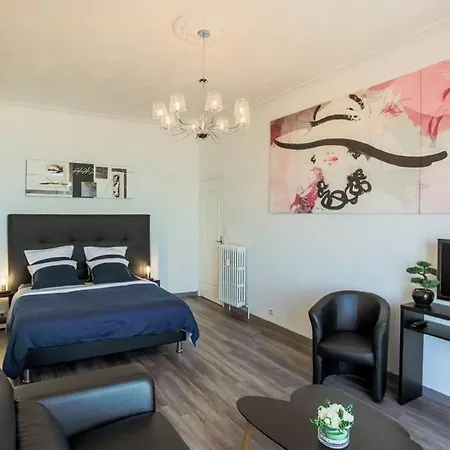 Sea Front - Panoramic View With Terrace - 85 M Niza